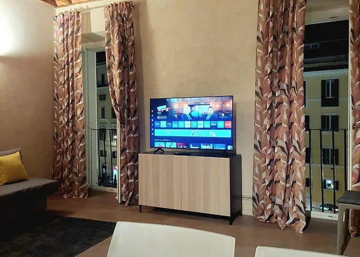 Apartment Pantheon In Finestra Rom